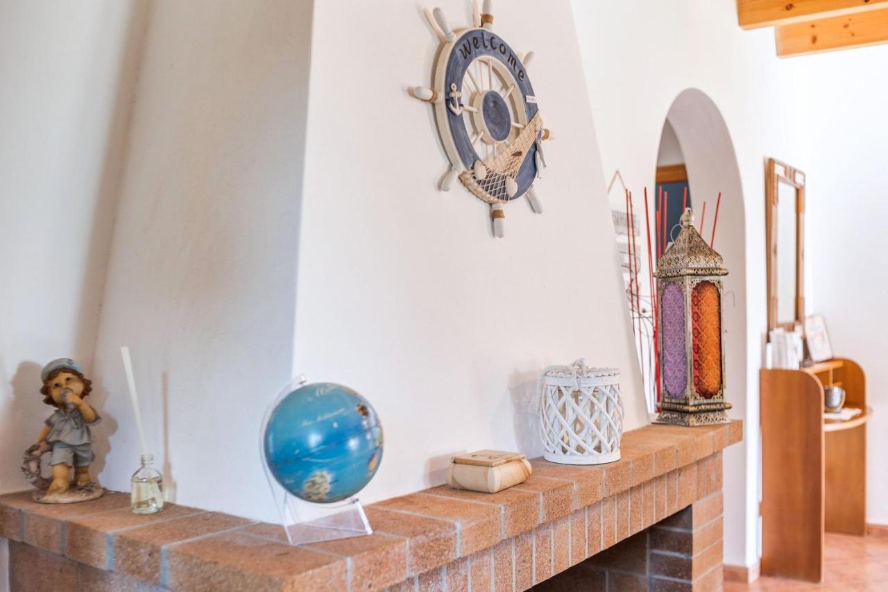 Portopetro Casa Rusticaヴィラ エクステリア 写真